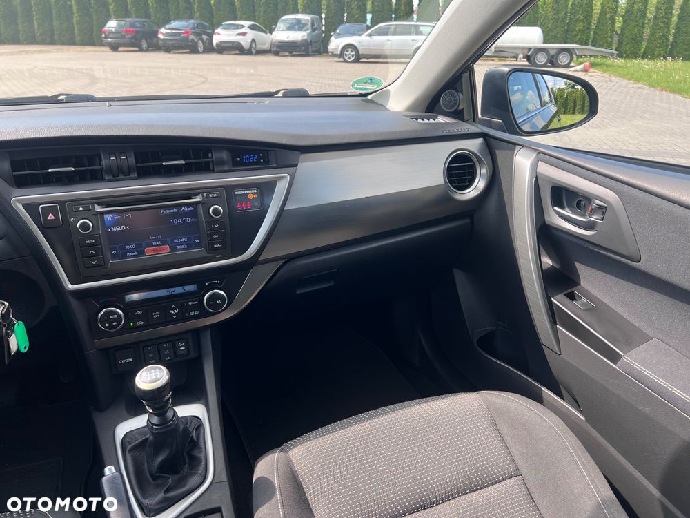 Toyota Auris 1.6 Valvematic Comfort - 26