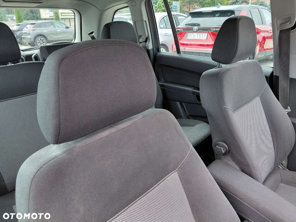 Opel Zafira - 11