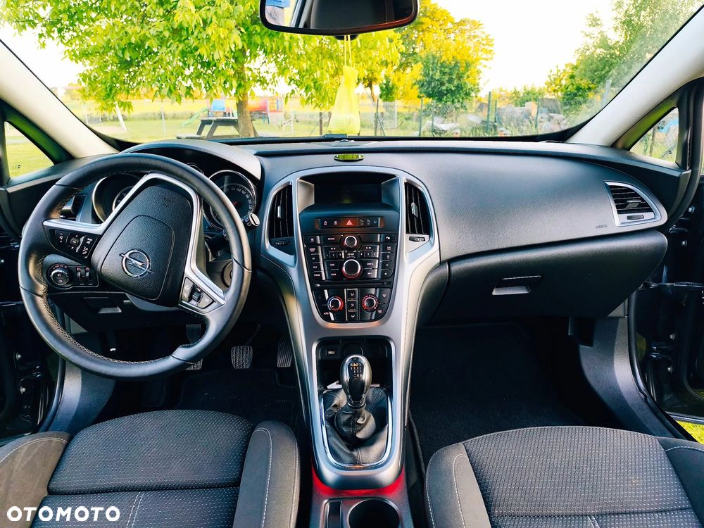 Opel Astra - 11