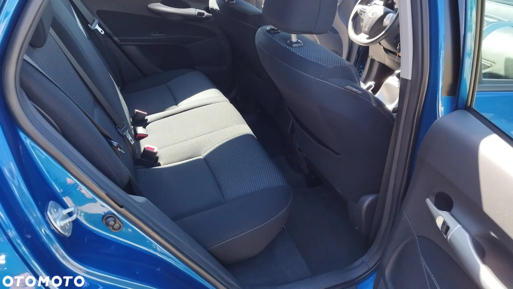 Toyota Auris 1.33 Dual-VVT-i Cool - 18