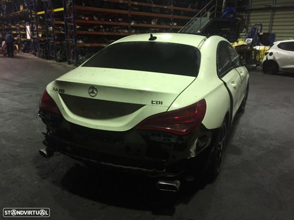 Mercedes CLA 220 cdi (c117) de 2014 para peças - 2