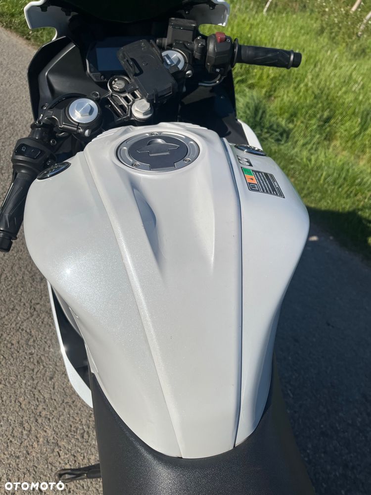 Yamaha R125 - 8