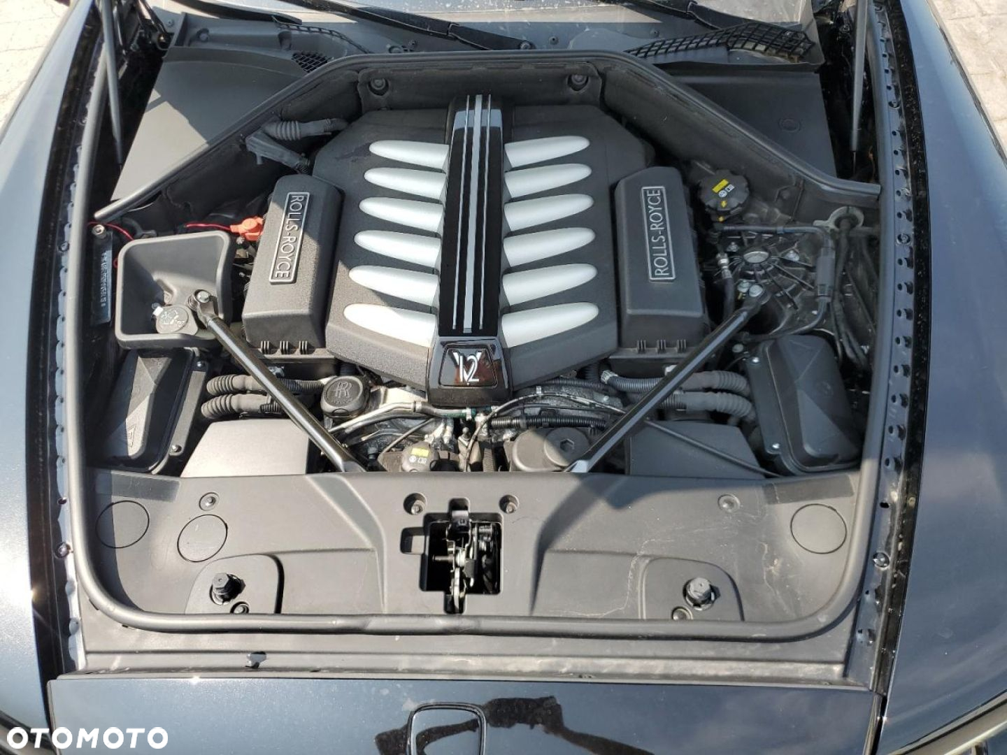 Rolls-Royce Ghost - 7