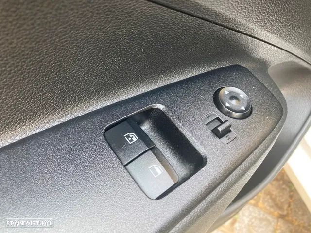 Hyundai i10 1.0 EDITION 30 - 21