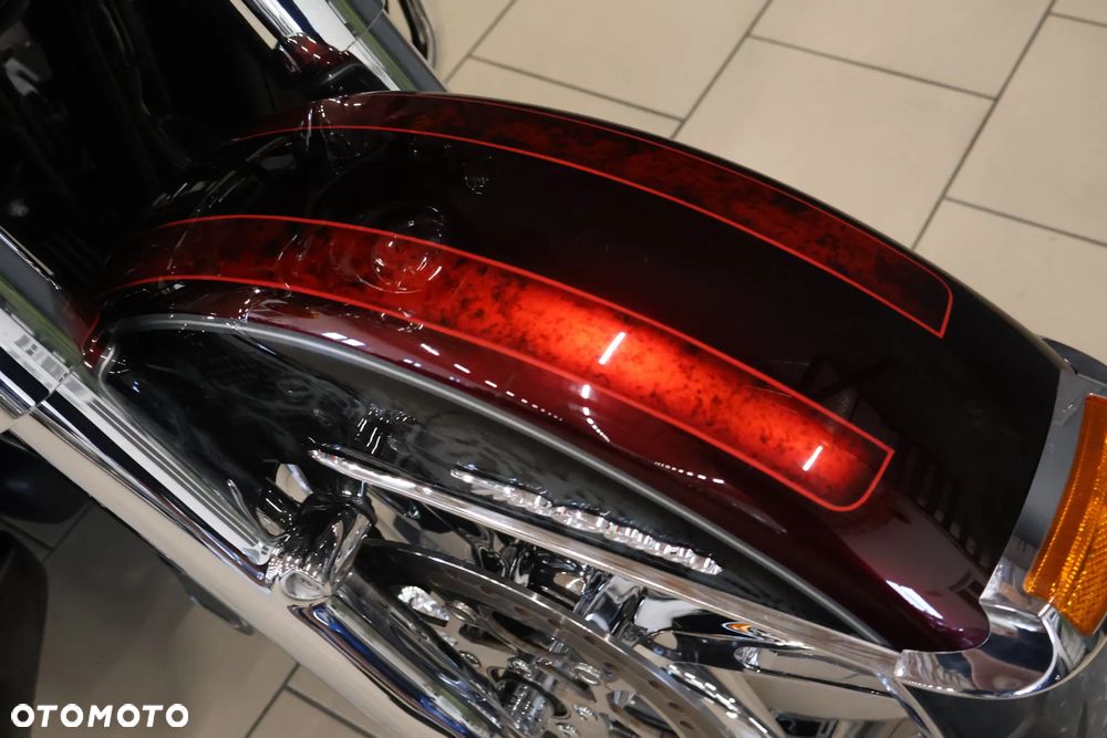 Harley-Davidson Touring Electra Glide - 8