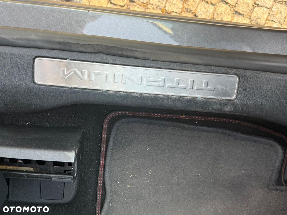 Ford Kuga 2.0 EcoBlue Hybrid TITANIUM - 5