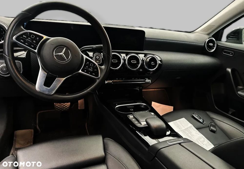 Mercedes-Benz Klasa A 180 d Progressive 8G-DCT - 6