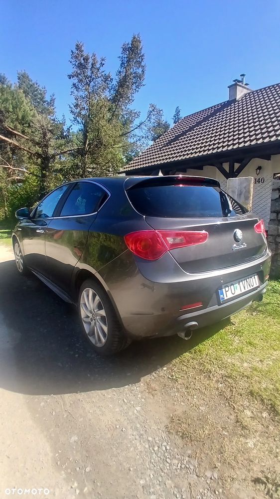 Alfa Romeo Giulietta 2.0 JTDM 16V Veloce - 5