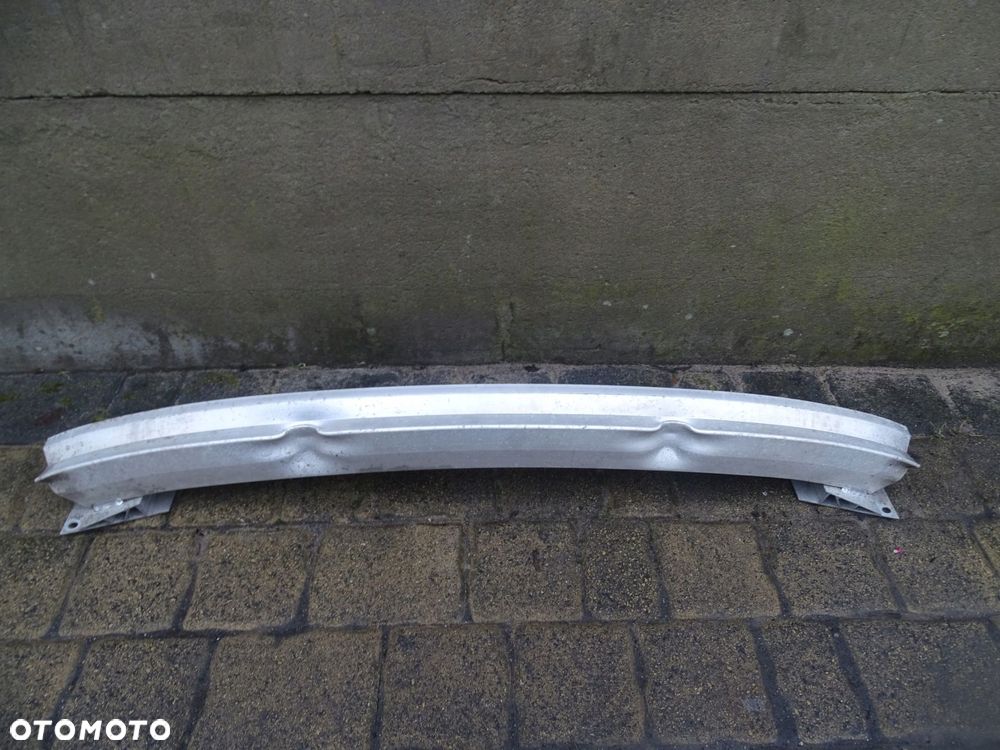 audi a3 8p3 3-drzwi - belka tylna - 4