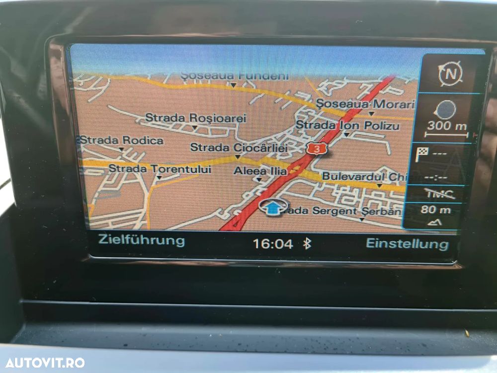 Audi Q3 2.0 TDI sport - 27