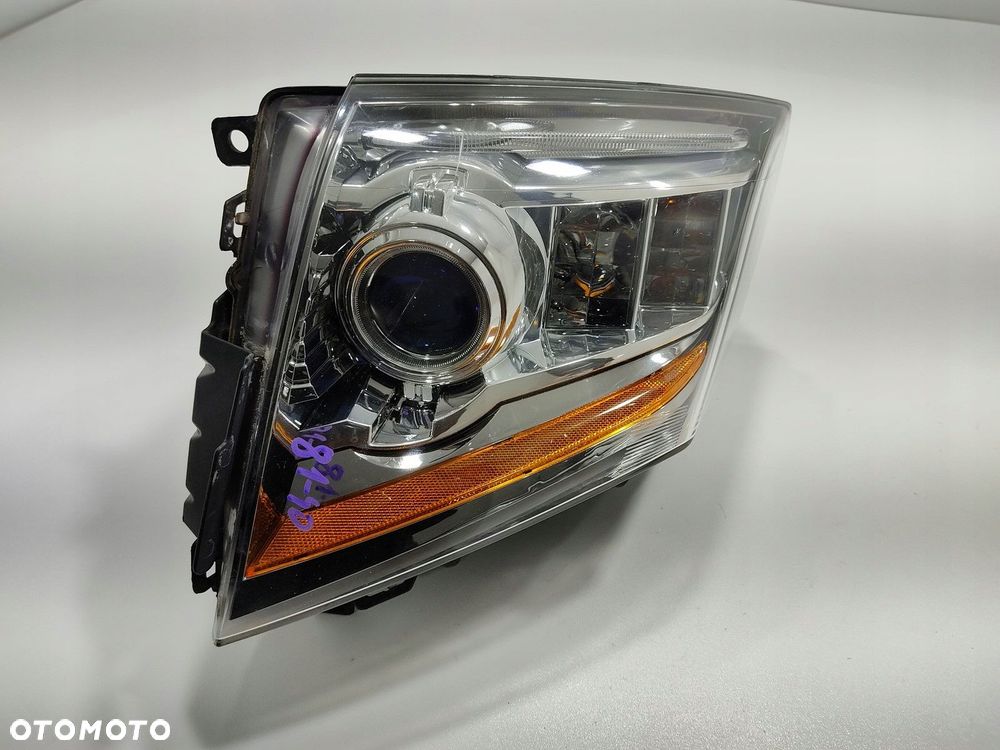 lampa prawa prawy przód przednia xenon cadillac cts ii 25805314 europa 07- - 7