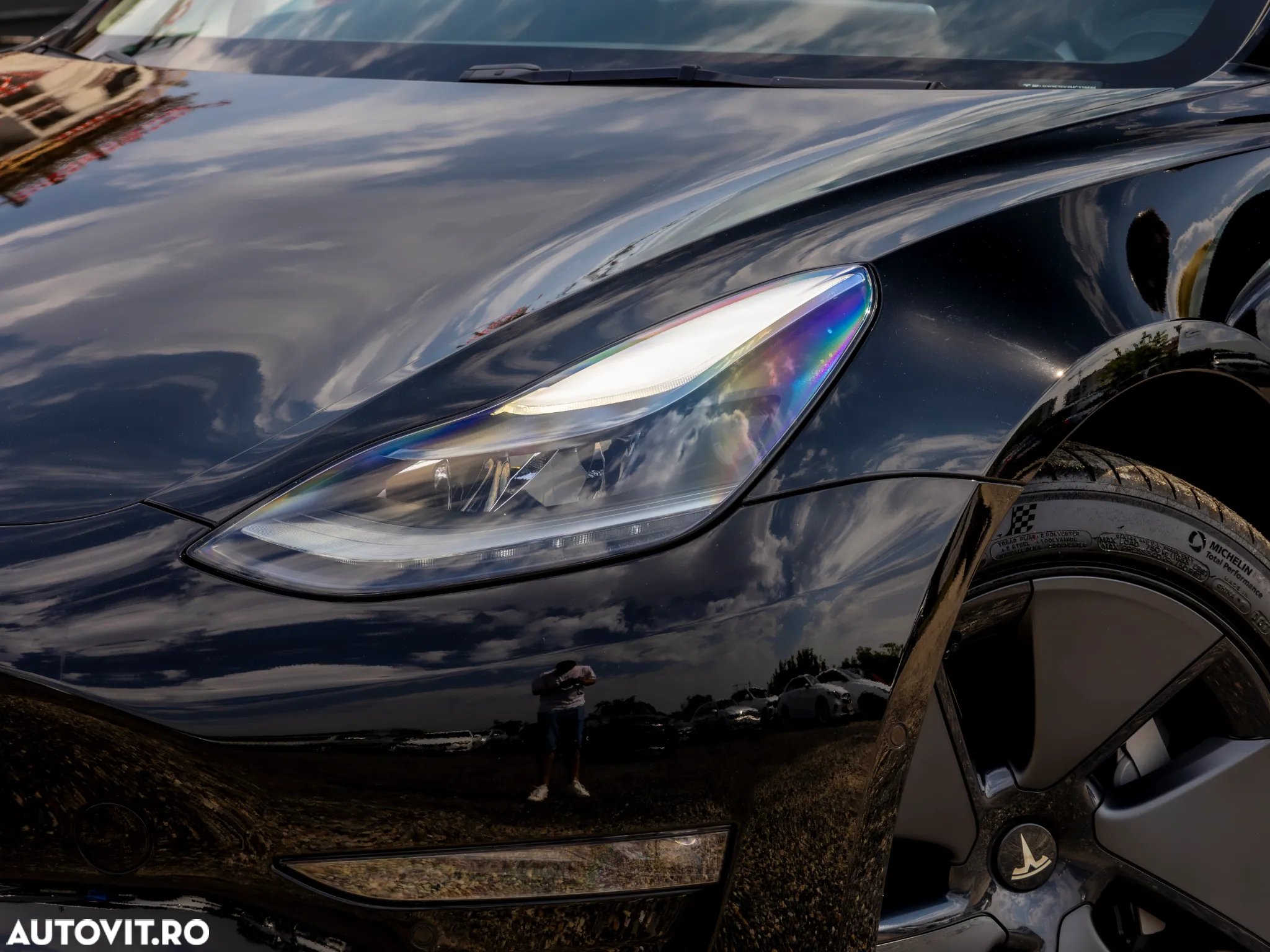 Tesla Model 3 Long Range - 11