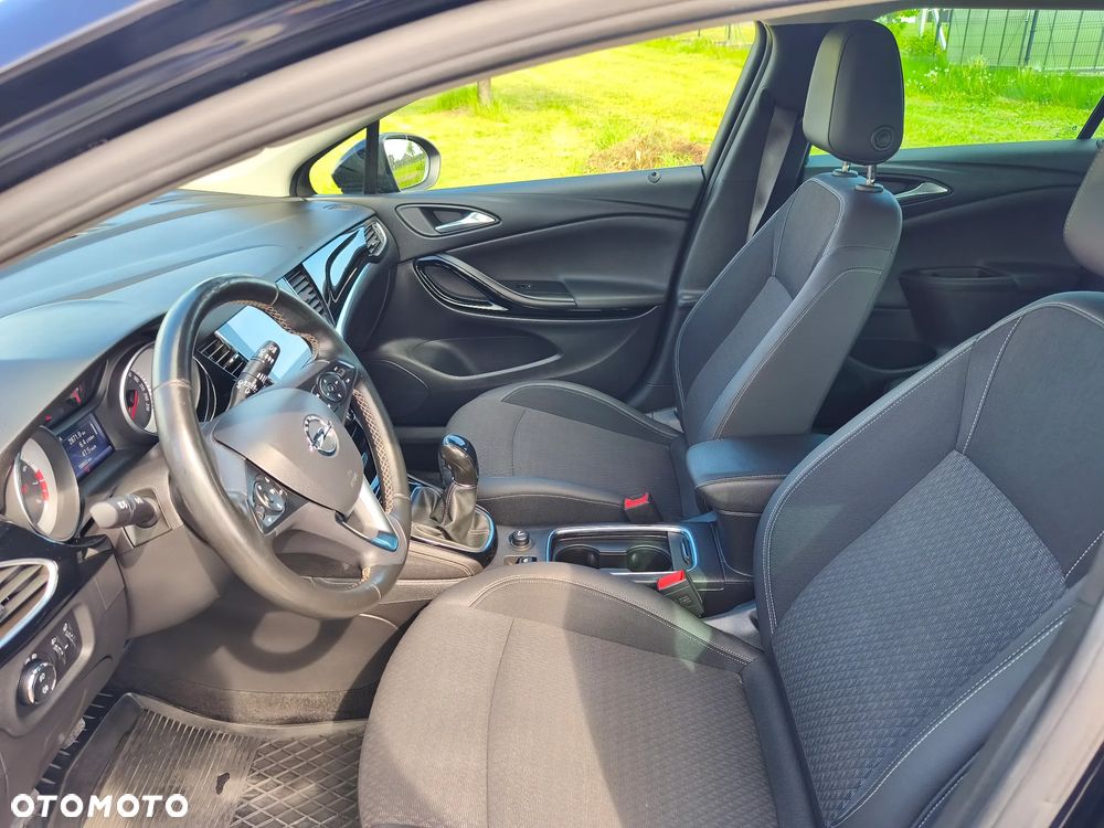 Opel Astra 1.4 T Enjoy - 16
