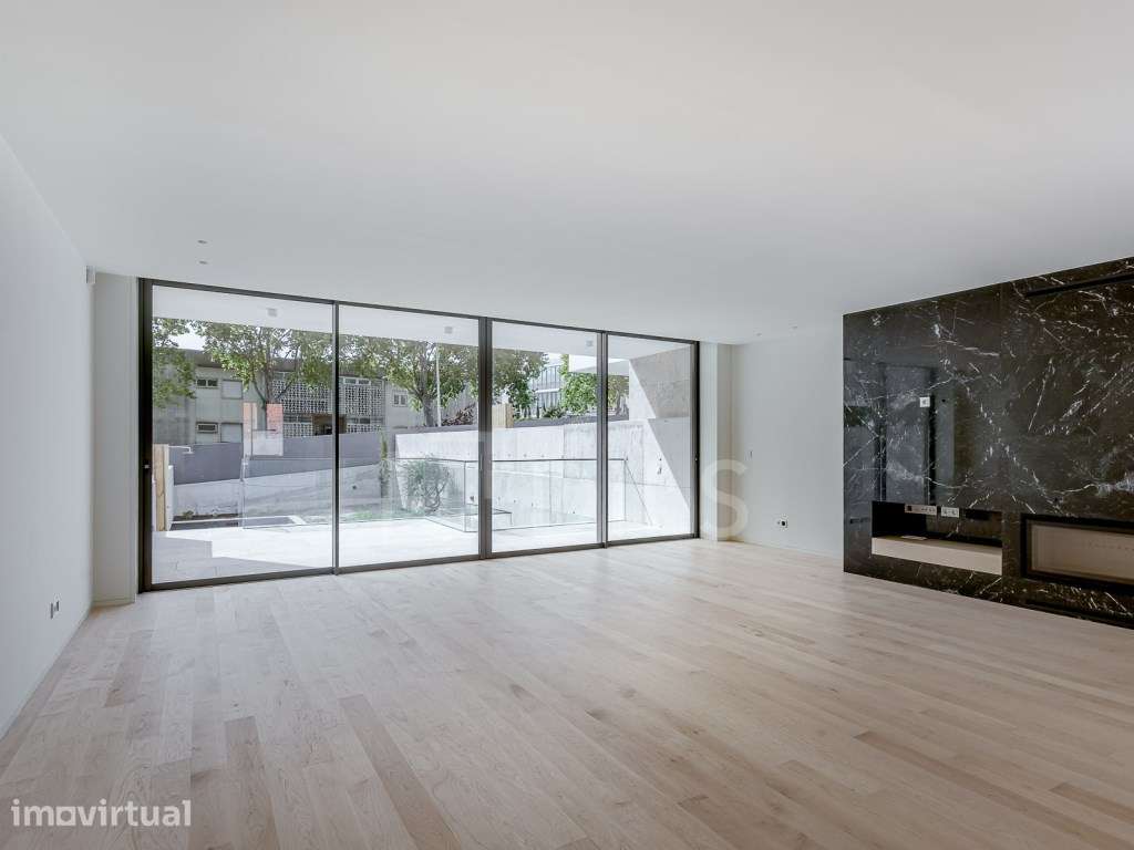 Moradia T4 com jardim inseria num novo empreendimento em Cascais - Grande imagem: 3/79
