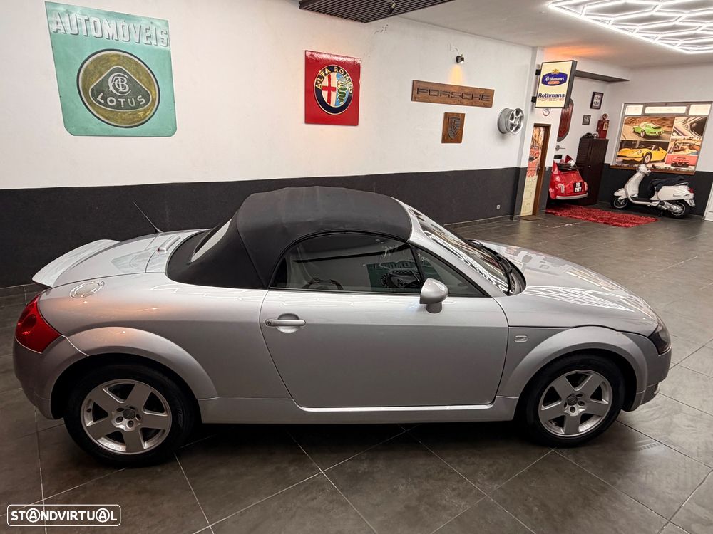 Audi TT Roadster 1.8 T - 11