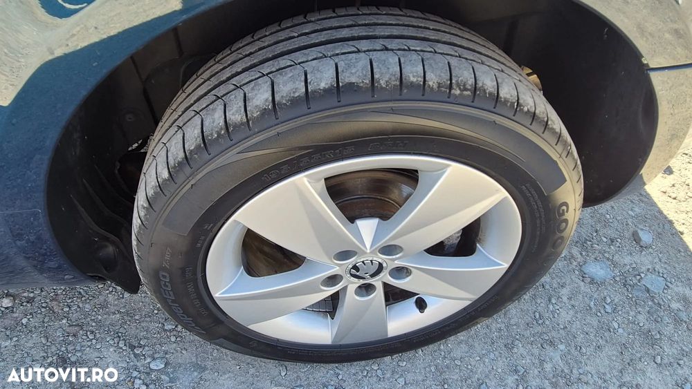 Skoda Roomster 1.2 TSI DSG Fresh - 20
