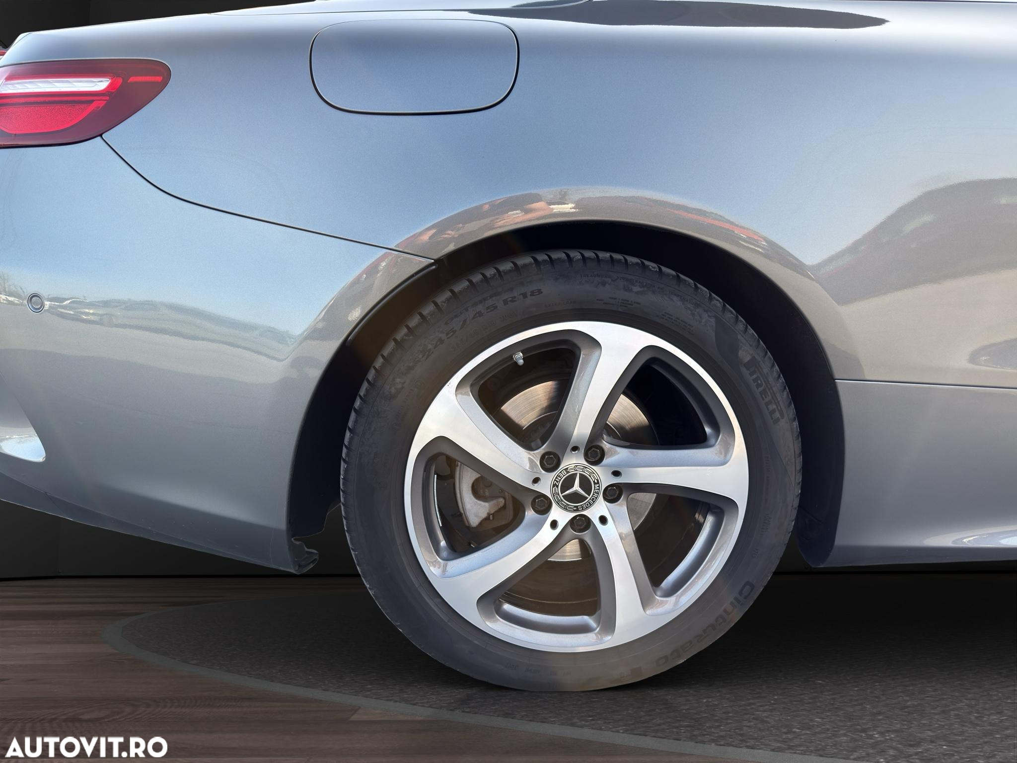 Mercedes-Benz E 220 d Cabrio 9G-TRONIC AMG Line - 20