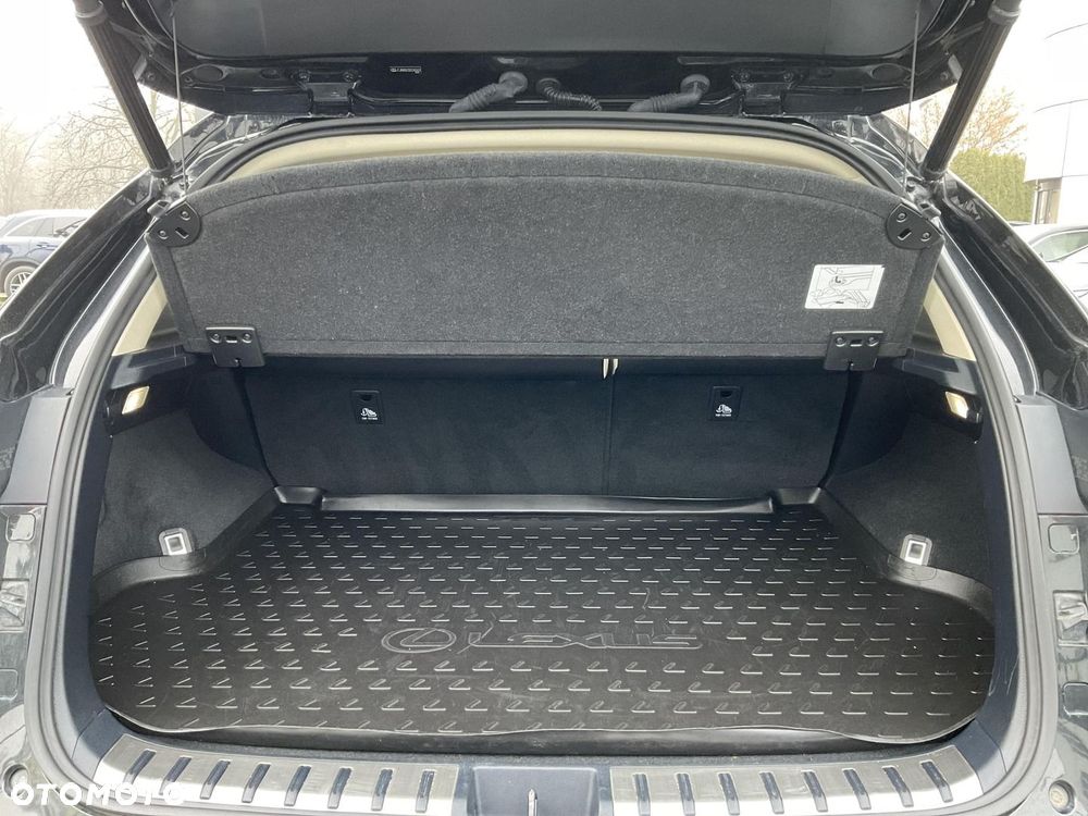 Lexus NX 300 F Impression AWD - 32