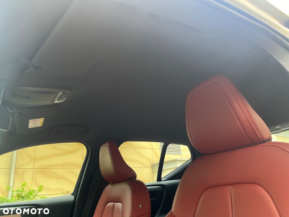 Volvo XC 40 D3 Momentum Pro - 22