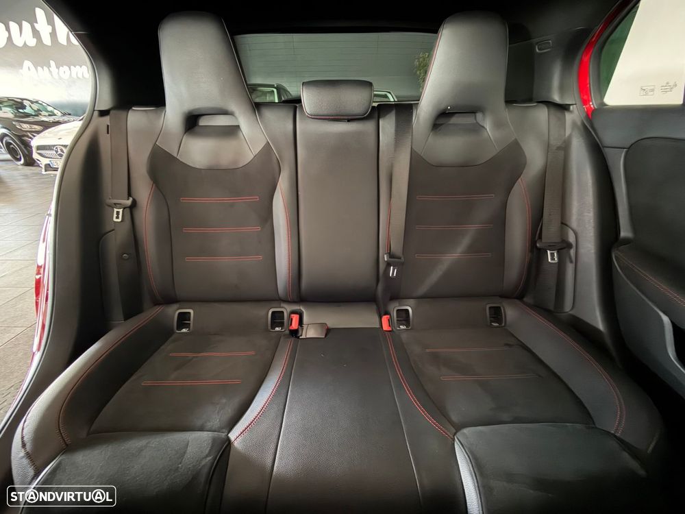 Mercedes-Benz A 180 7G-DCT AMG Line Advanced Plus - 31