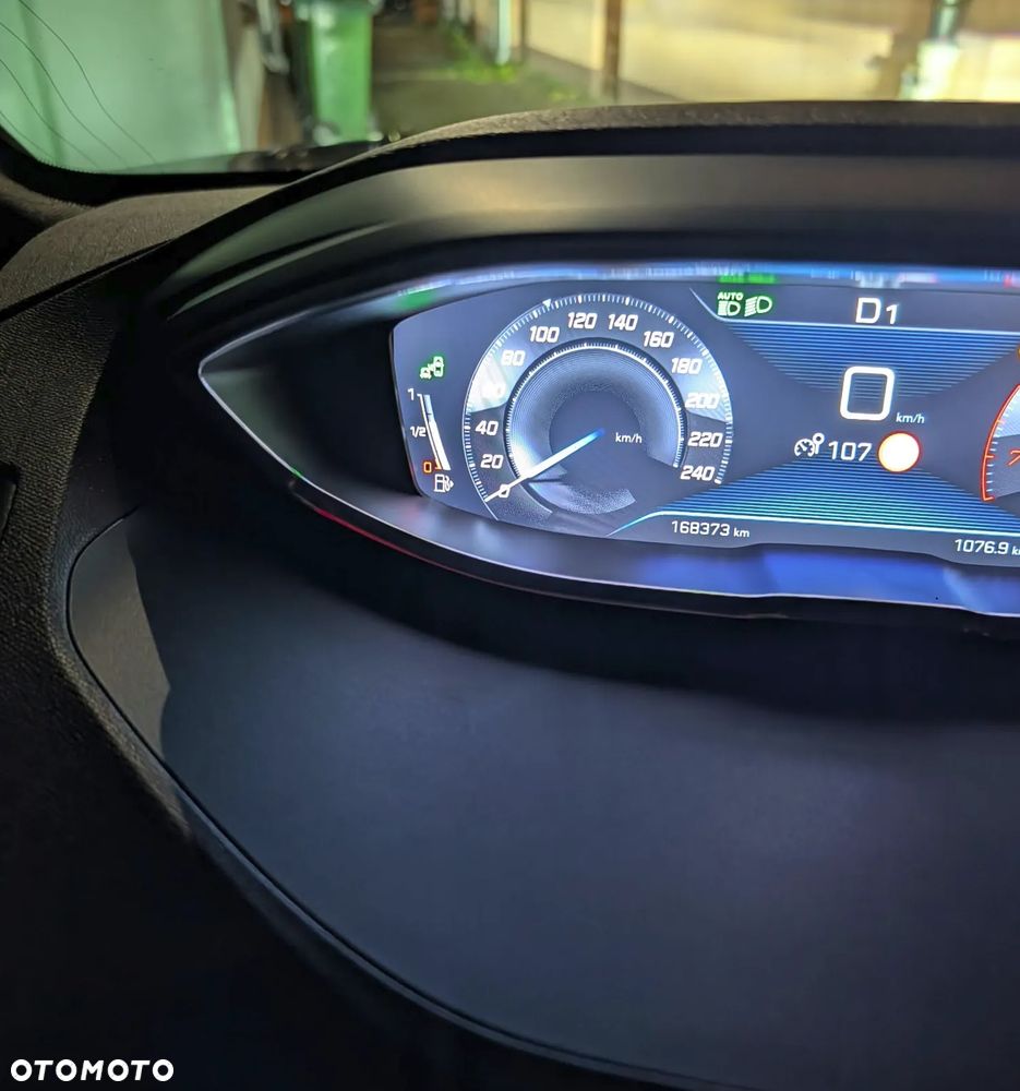 Peugeot 5008 2019 photo 2