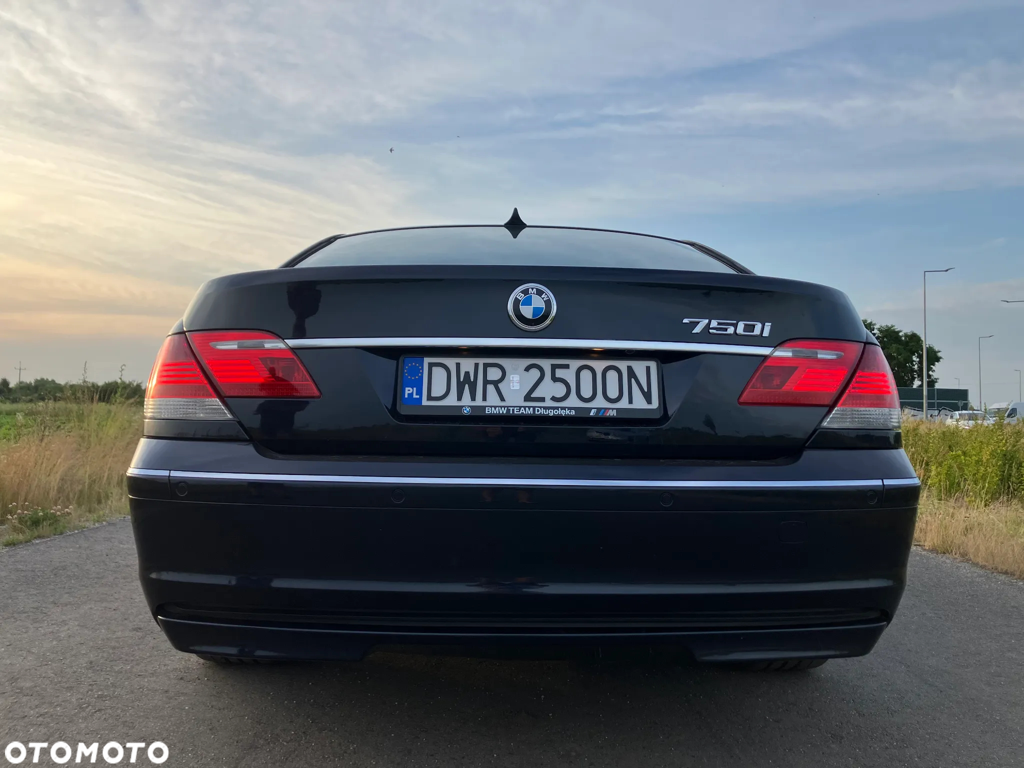 BMW Seria 7 750i - 20