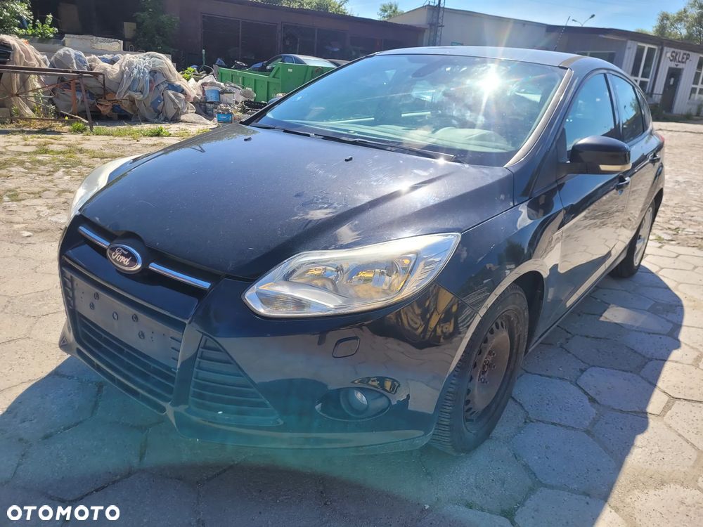 Ford Focus 1.6 TDCi DPF SYNC Edition - 9