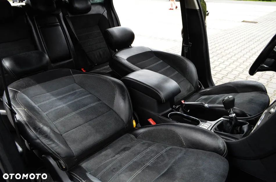 Ford Mondeo 2.0 TDCi Titanium X - 32