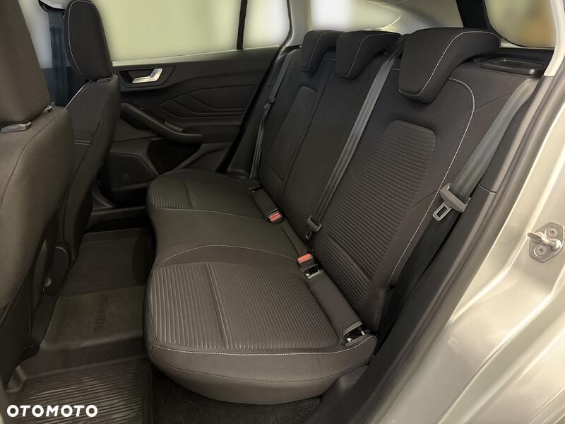 Ford Focus - 19