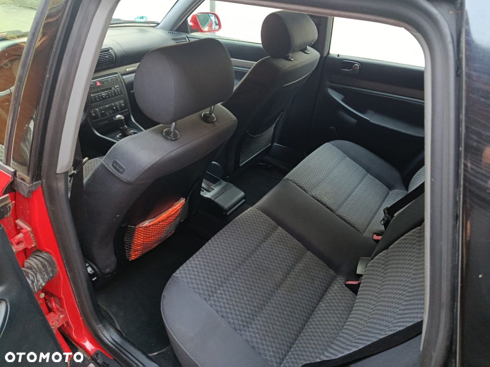 Audi A4 Avant 1.8T Quattro - 11