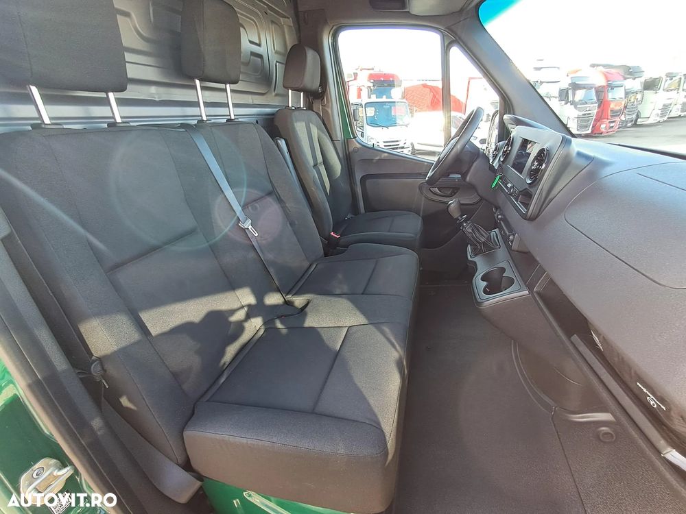Mercedes-Benz sprinter 214 2.2d 143cp furgon - 29
