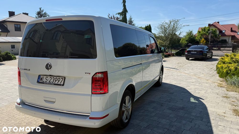 Volkswagen Caravelle - 7