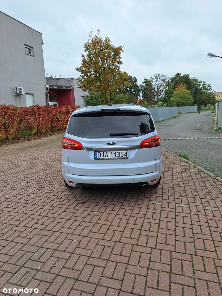 Ford S-Max 2.0 EcoBoost Titanium - 34