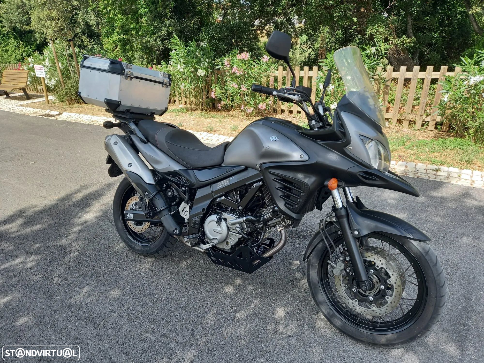 Suzuki DL 650  Possível Financiamento - 1