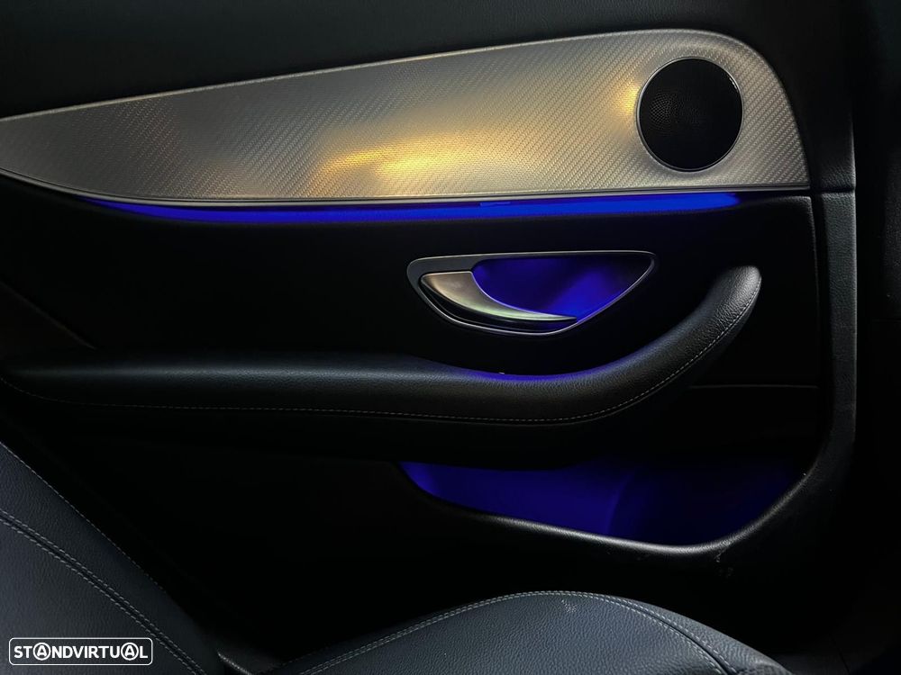 Mercedes-Benz E 300 de Avantgarde - 42