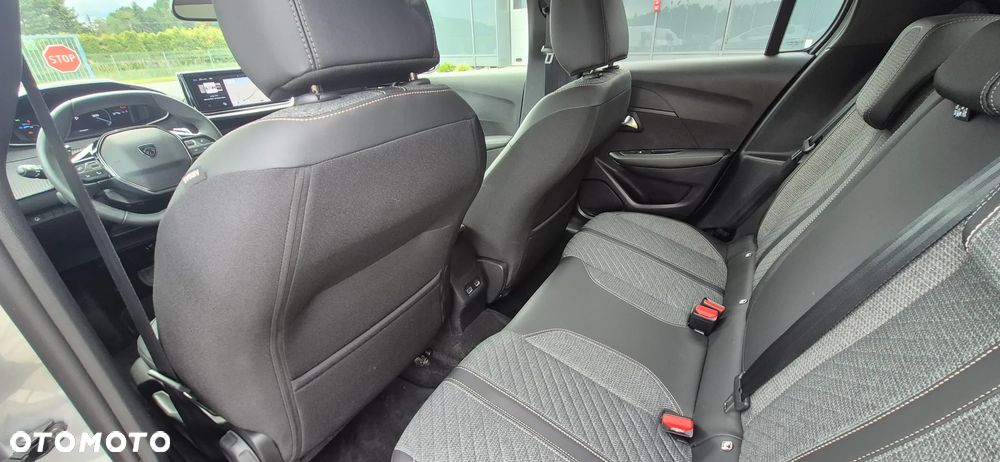 Peugeot 208 1.2 PureTech Allure S&S EAT8 - 24