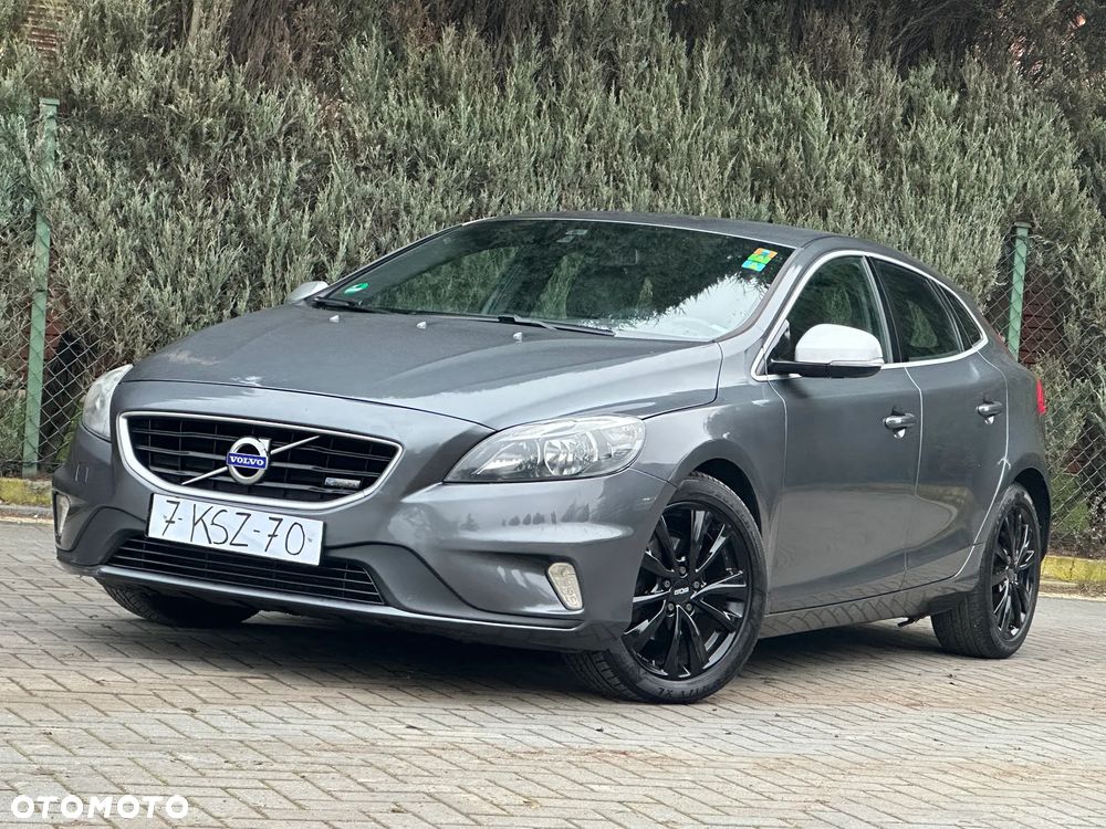 Volvo V40 D2 R Design - 8