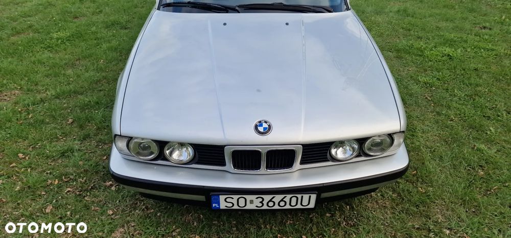 BMW Seria 5 520i - 28