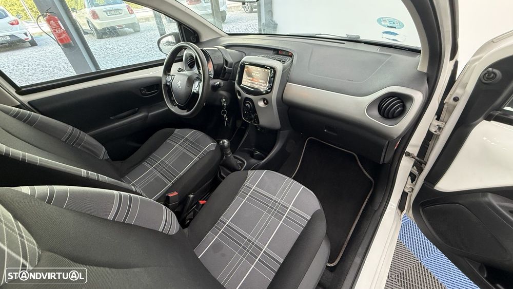 Peugeot 108 1.2 VTi Allure - 17