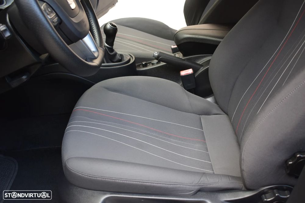 SEAT Leon 1.6 TDI Sport - 31