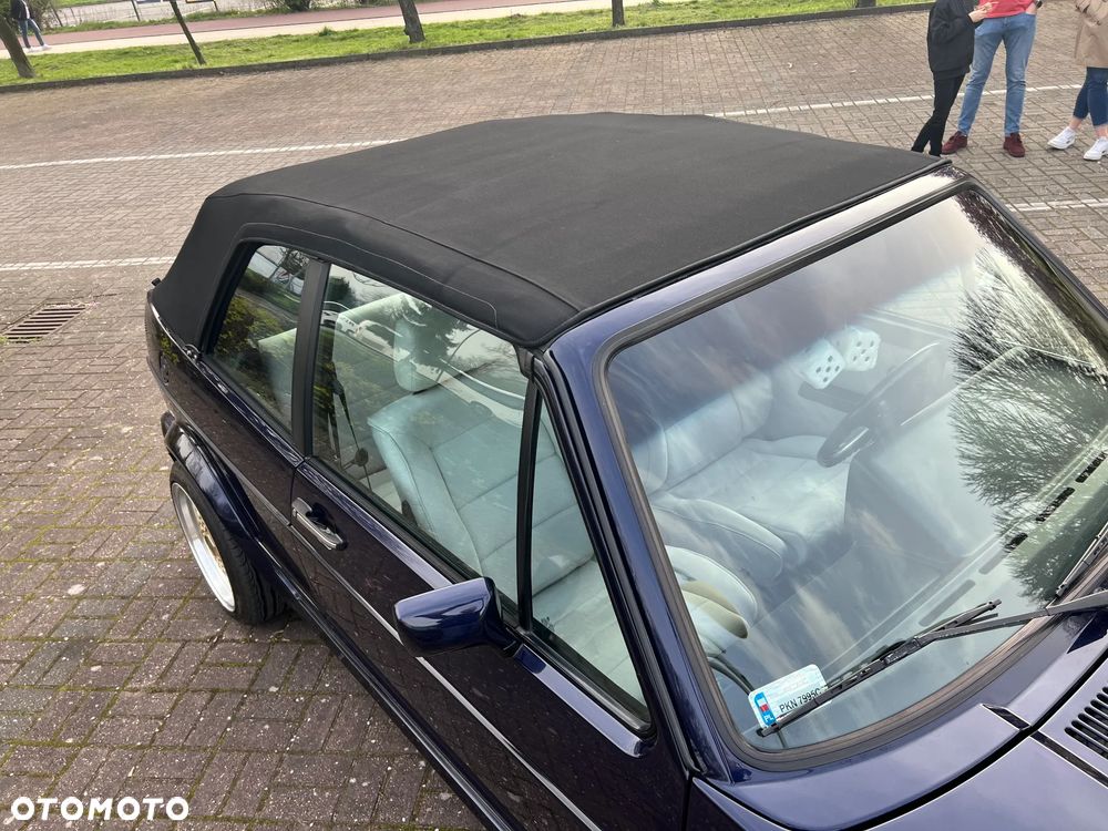 Volkswagen Golf - 38