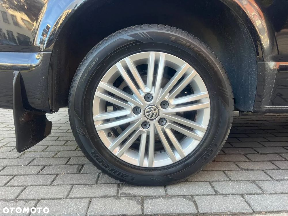 Volkswagen Caravelle - 25