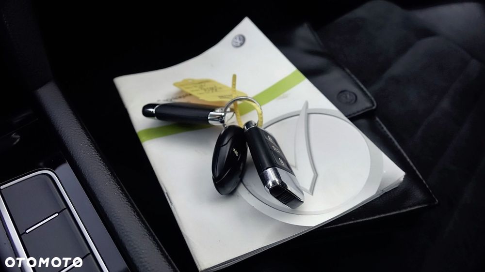 Volkswagen Passat - 39