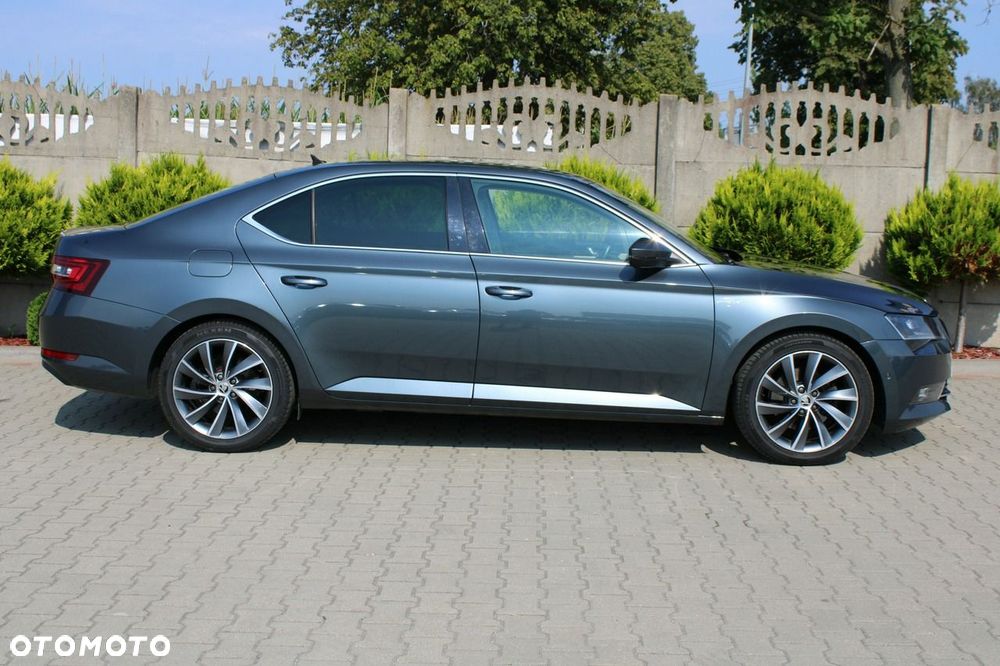 Skoda Superb 2.0 TDI 4x4 DSG L&K - 11