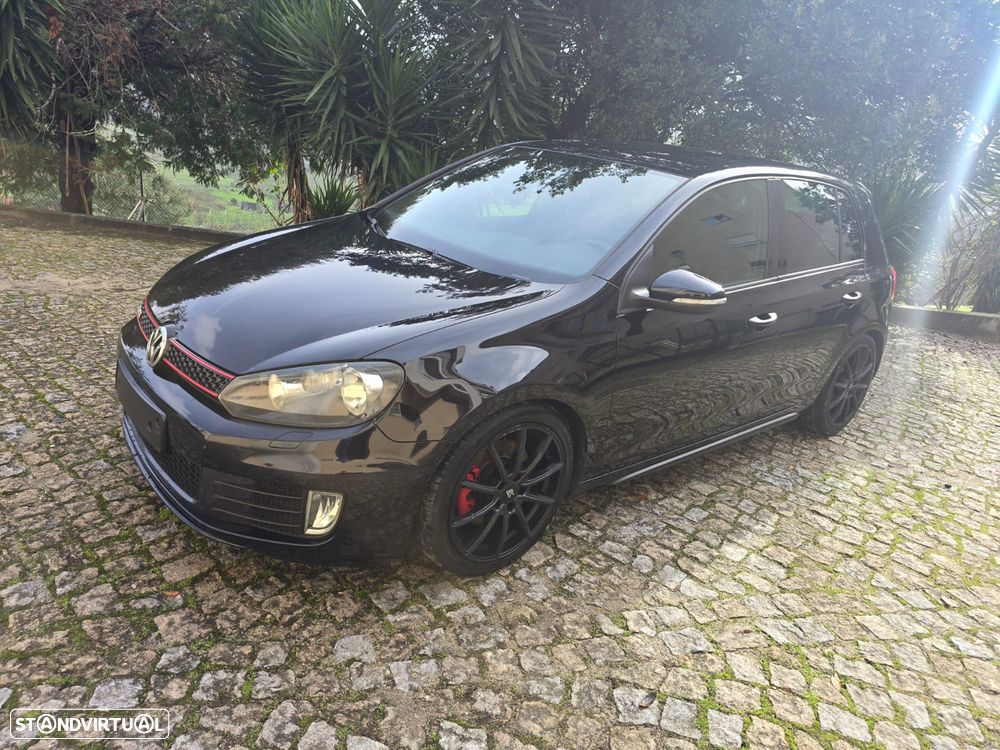 VW Golf 2.0 GTI - 1