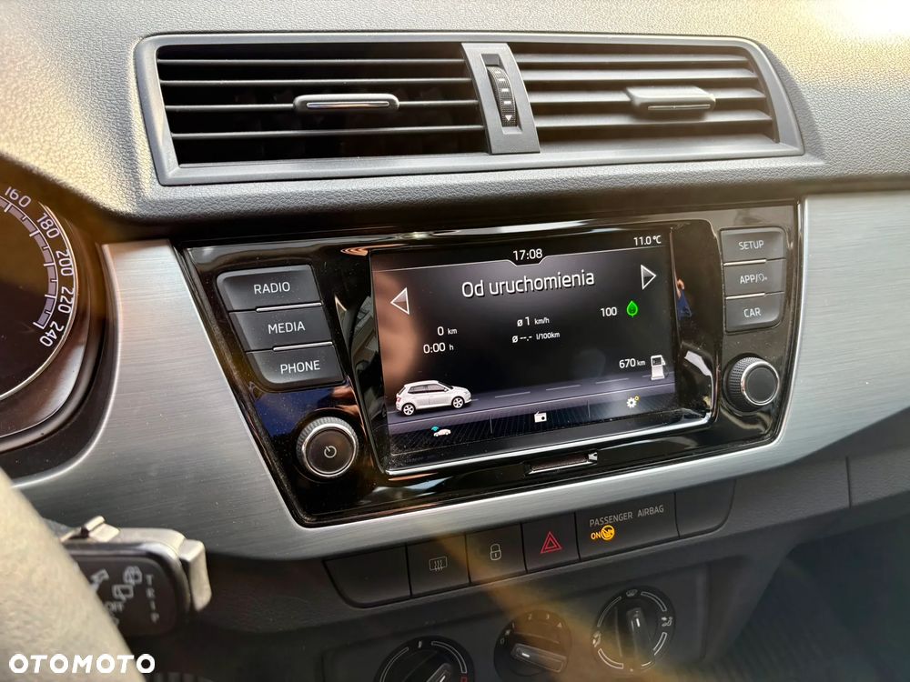 Skoda Fabia 1.0 Ambition - 17