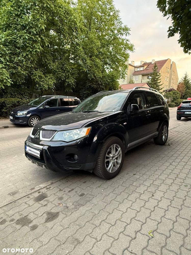 Mitsubishi Outlander 2.0 DID Intense - 3