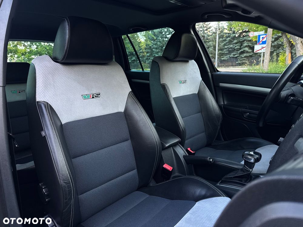 Skoda Octavia 2.0 TDI CR DPF DSG RS - 33