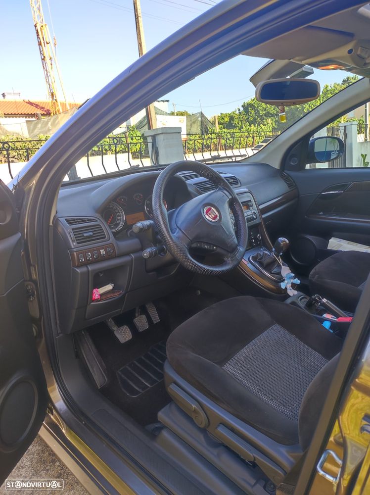 Fiat Croma 1.9 M-Jet Emotion 854 - 4