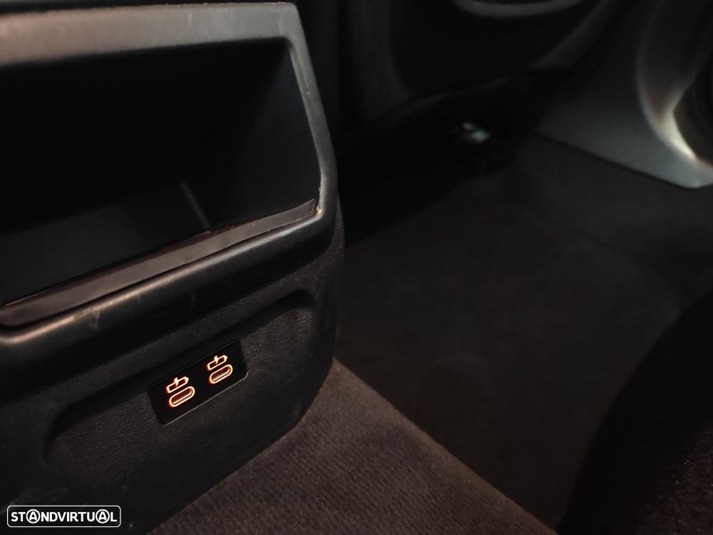 BMW 116 d Corporate Edition Auto - 27